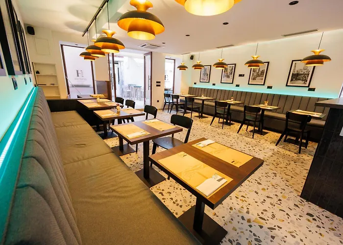 City Premium Rooms Old Town
